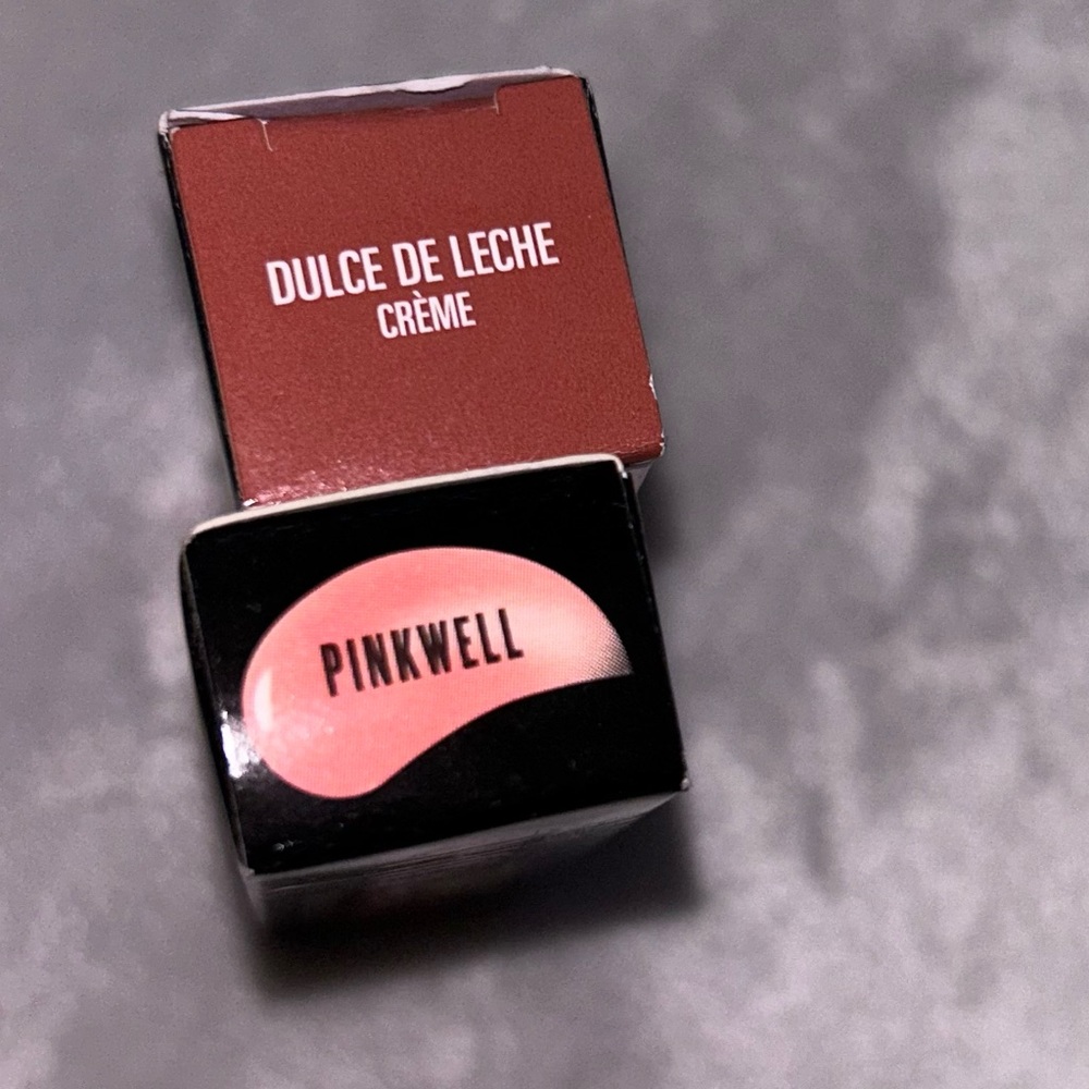 Make Up Bundle! - Picture 3 of 8